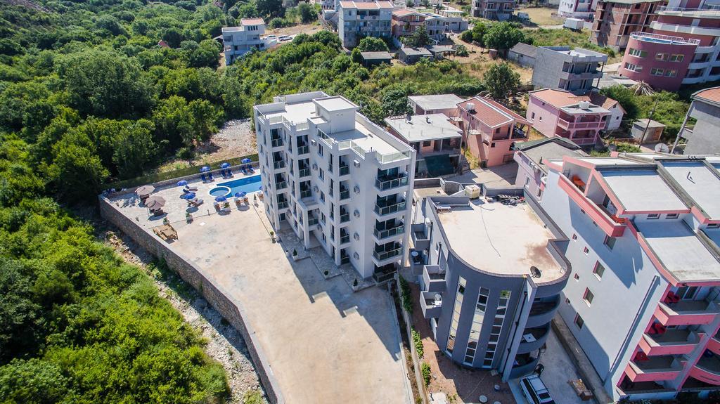 Adriatic Dreams Apartments Добра вода Екстериор снимка