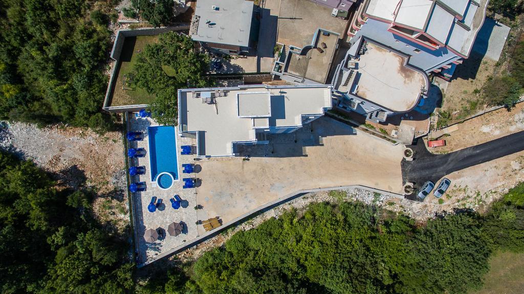 Adriatic Dreams Apartments Добра вода Екстериор снимка