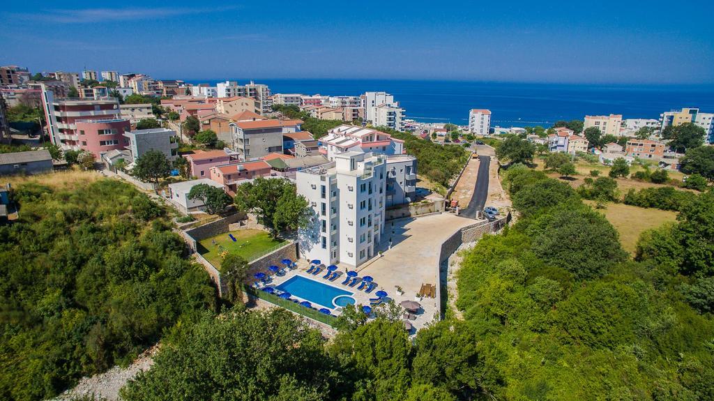 Adriatic Dreams Apartments Добра вода Екстериор снимка